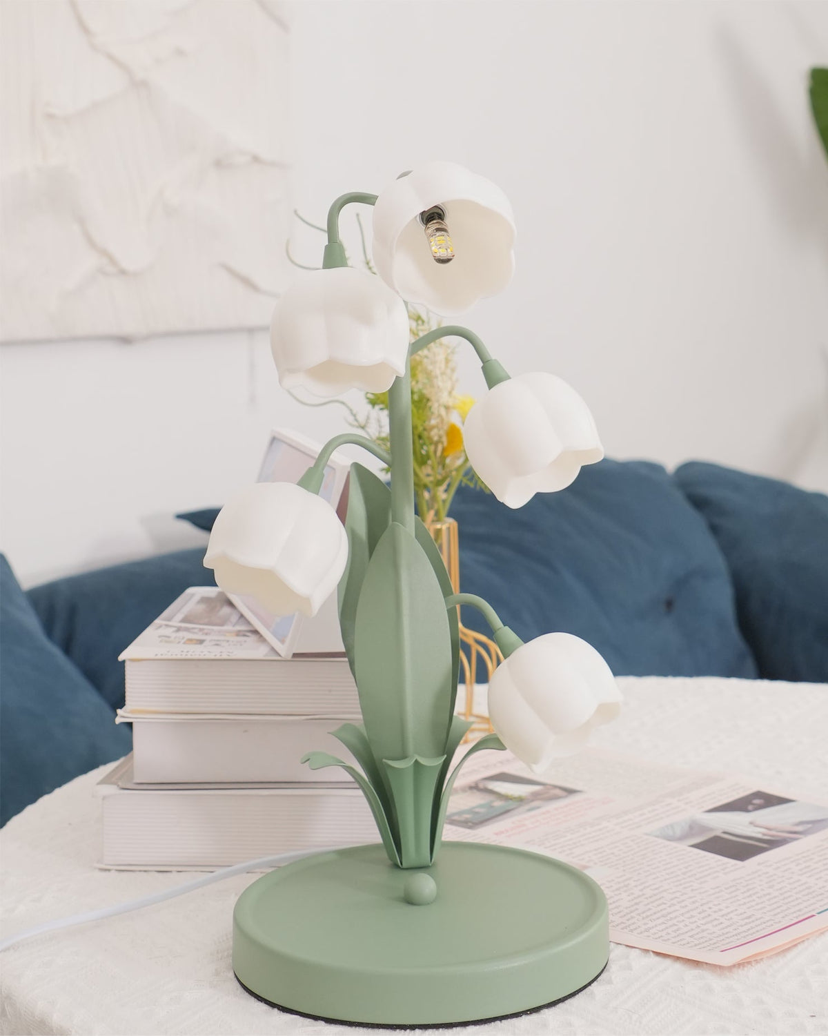 Bell Orchid Table Lamp