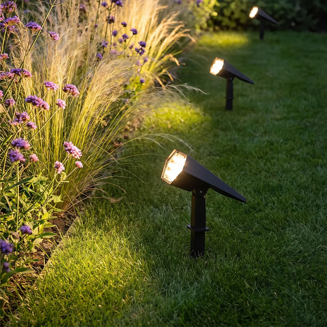 Adjustable Solar Spike Spotlight