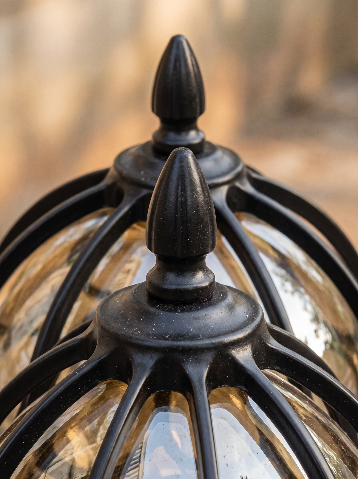 Globe Pillar Light image with text slot 1