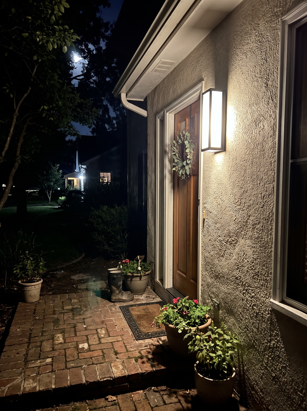 Contemporary Outdoor Wall Light image with text slot 2